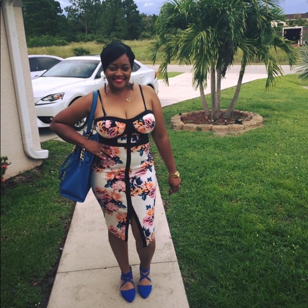 Only worn once sexy bodycon dress